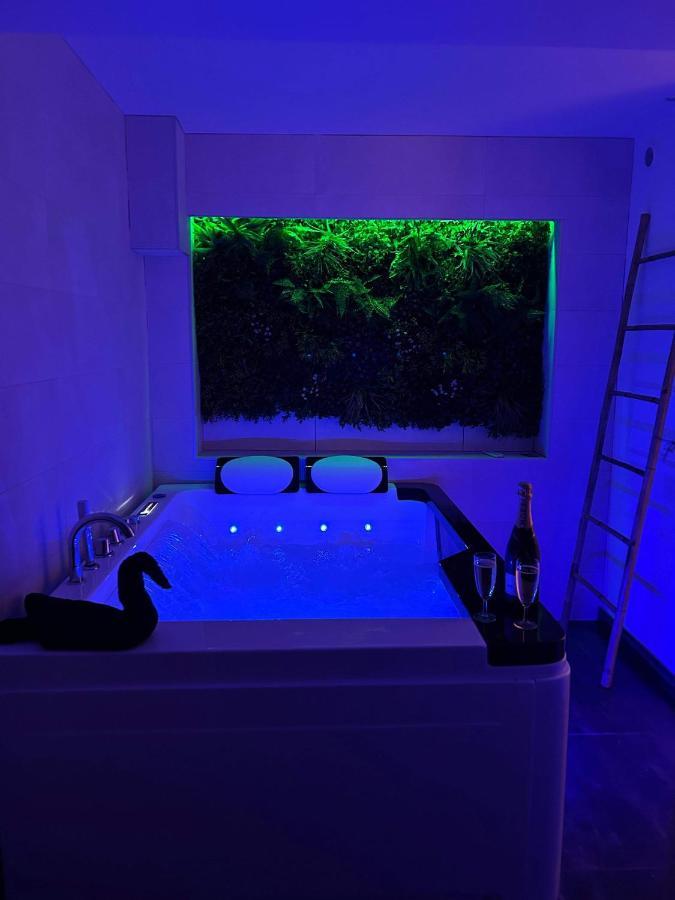 Beau Gite Avec Jacuzzi Barr Exterior photo